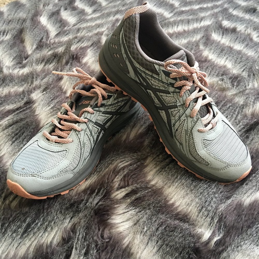 Asics trail running shoes